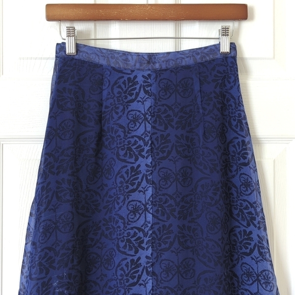 Petite Sophisticate 80's Vintage Motif Chiffon High Waisted Midi Skirt Blue S - Picture 11 of 14